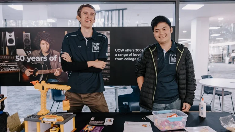Club students Wollongong